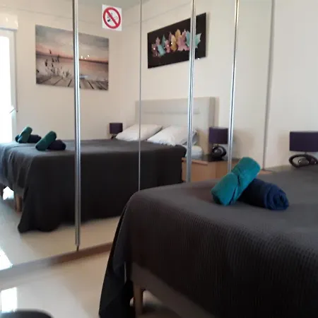 136 A First Line Sleeps 6 Апартаменты *