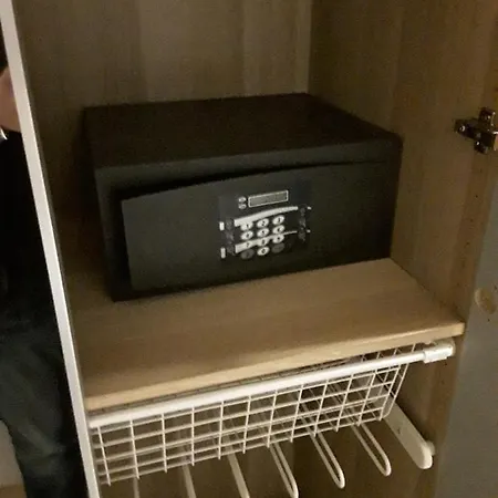 136 A First Line Sleeps 6 Апартаменты *