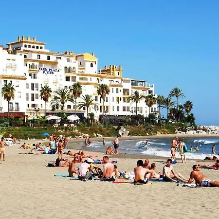 136 A First Line Sleeps 6 Апартаменты *